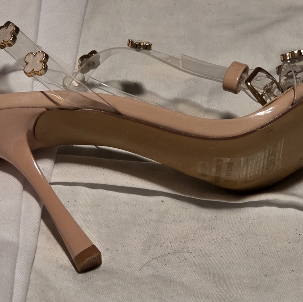 Clear Strap Heels with Beige Footbed and White Floral Accents - Picture 3 of 4